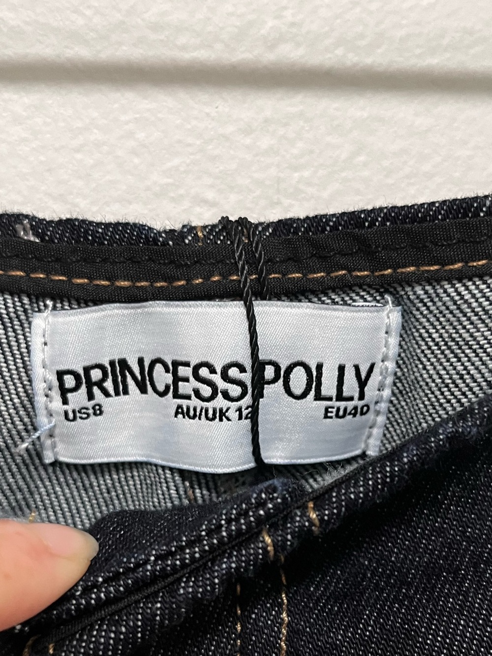 Princess Polly Black Low-Rise Straight Leg Jeans - Picture 3 of 14